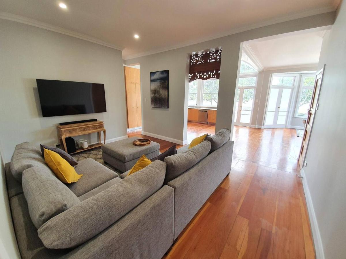 Tauranga - Big, Beautiful Villa On The Water! ภายนอก รูปภาพ